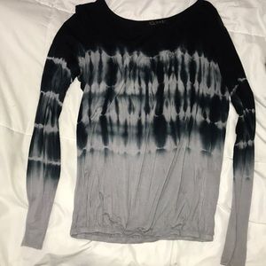 Women’s Tie-Die Blouse